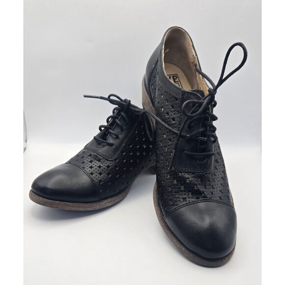 Frye Carson Perf Oxford Ladies Size 8.5 B - Picture 2 of 14
